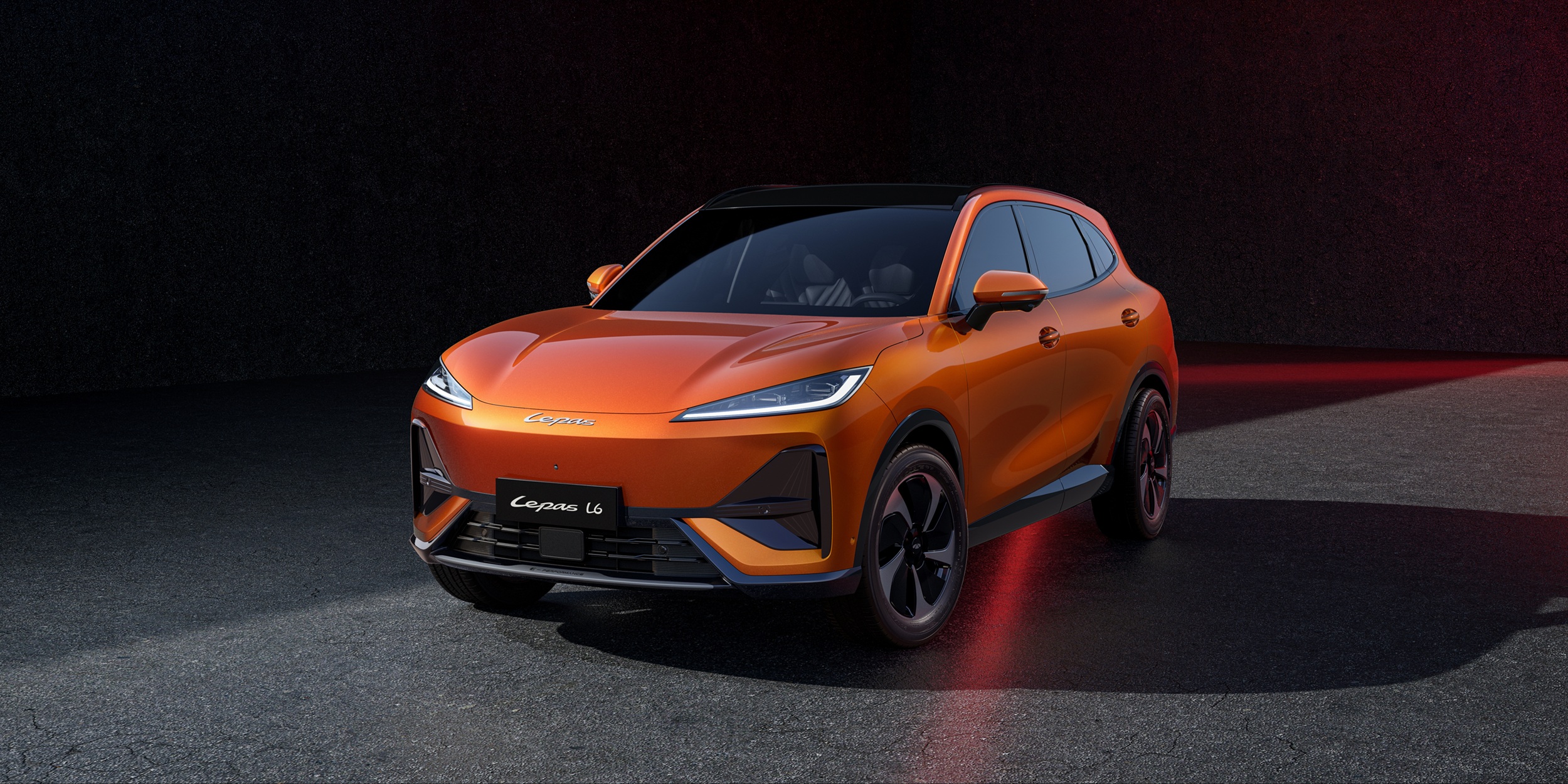 นิยามใหม่แห่งสุนทรียภาพการขับขี่ในเมือง LEPAS L6 รถยนต์ SUV พลังงานไฟฟ้า ดีไซน์โฉบเฉี่ยวเป็นเอกลักษณ์สะดุดตาทุกมุมมอง